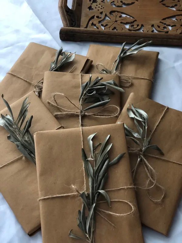 Gift Sets & Packages